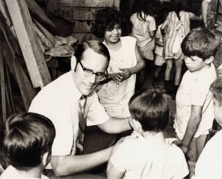 Charles with the Children under the Bridge